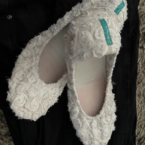 Tieks White Rose
